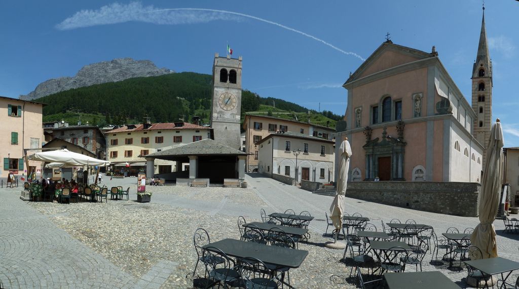 Piazza Cavour