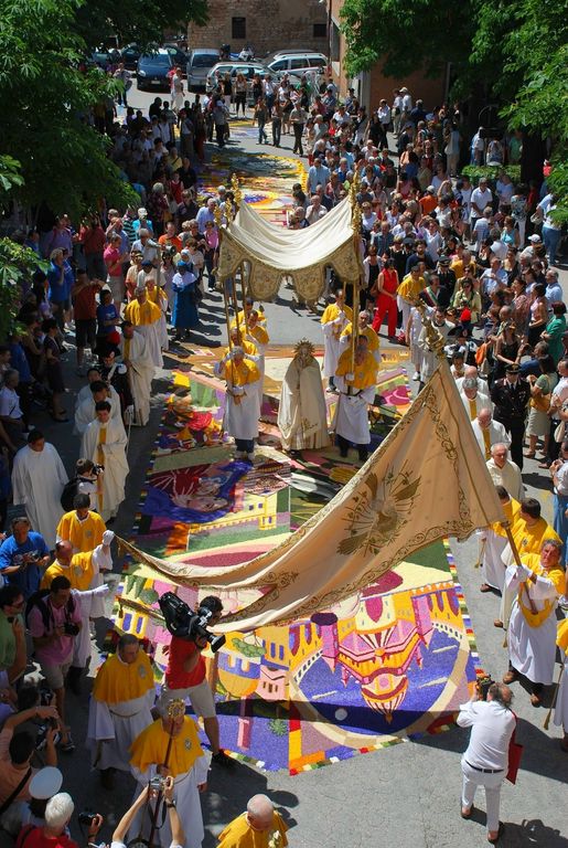 La processione