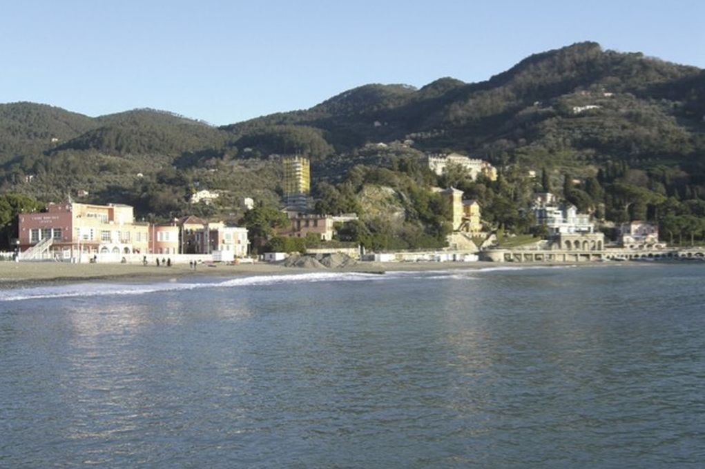 Levanto, costa vista dal mare