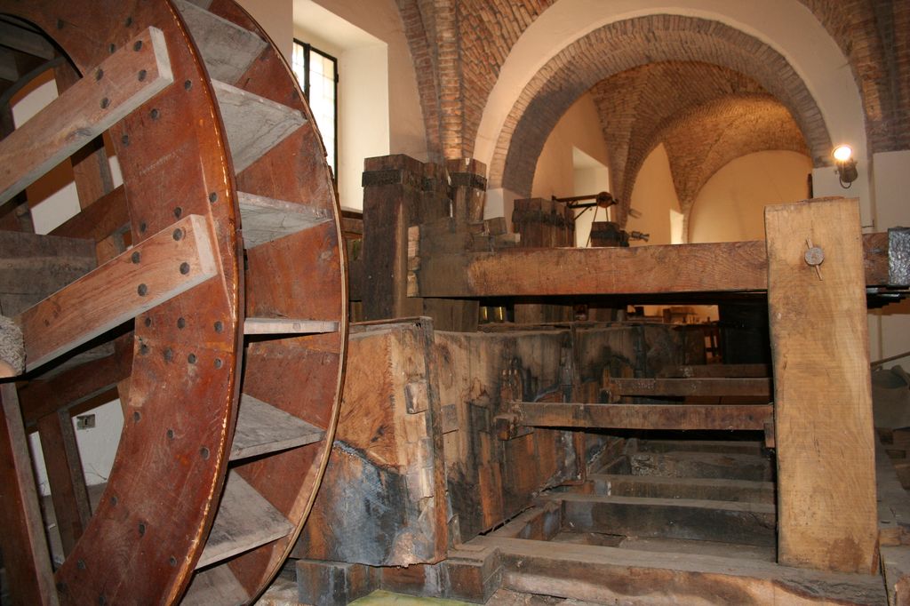 Fabriano, pila a magli multipli