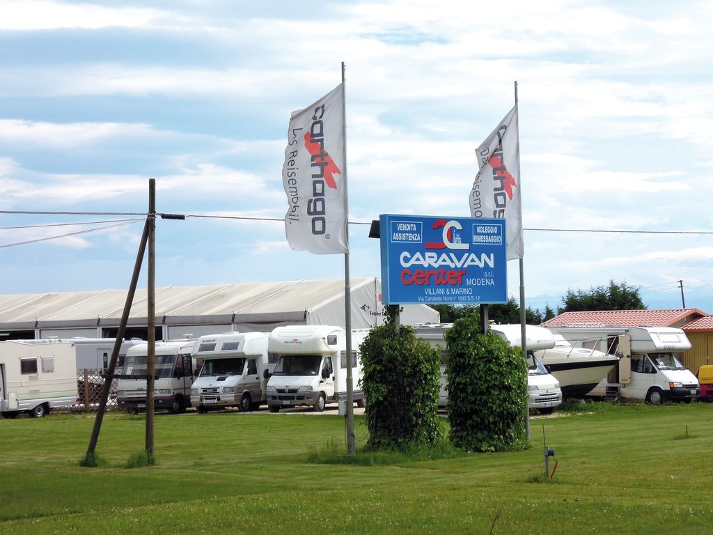 Caravan Center Modena