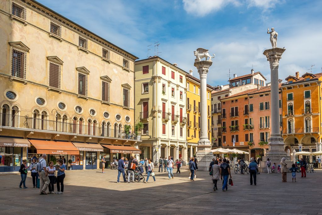 Vicenza, Piazza dei Signori