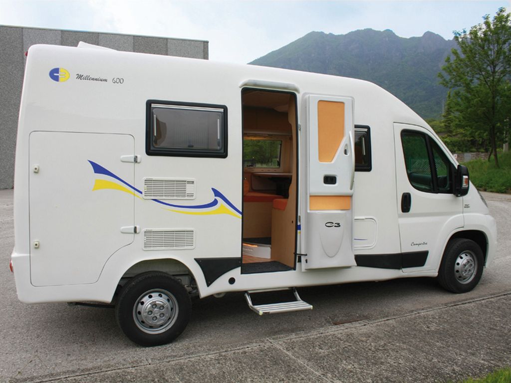Campertre, Millennium 600 ingresso