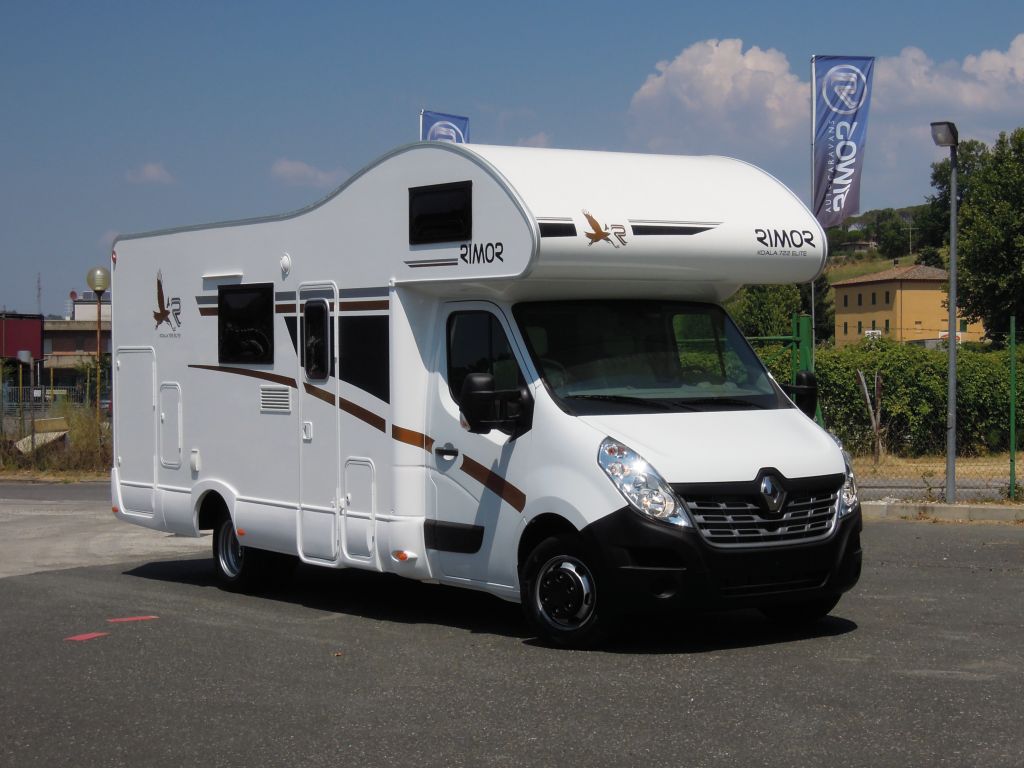 Koala 722 Elite, l'esterno