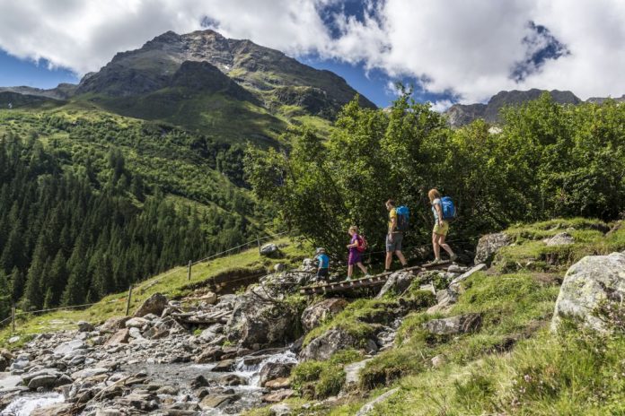 escursione seul sentiero dell'acqua