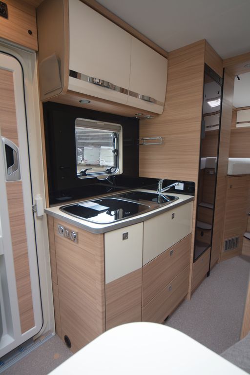 Globebus cucina lineare con frigoslim