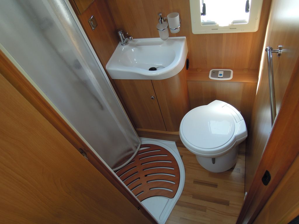 laika ecovip 300
