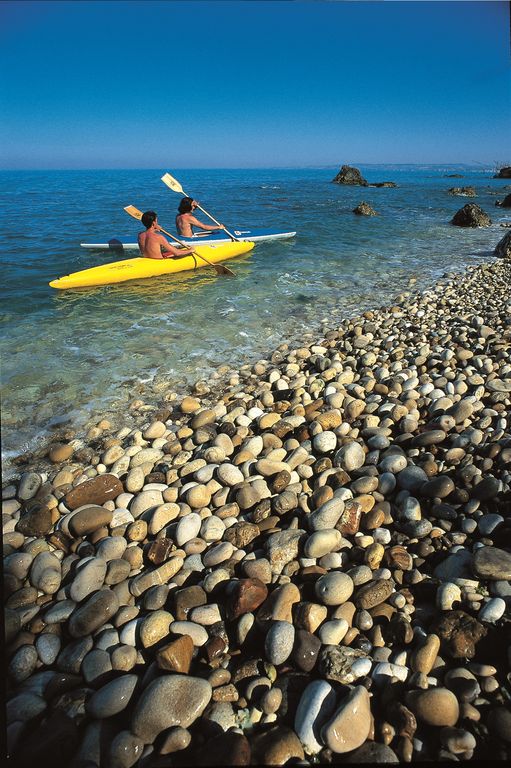 Canoa sulla costa dei Trabocchi