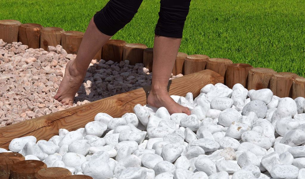 AllyFarm barefooting