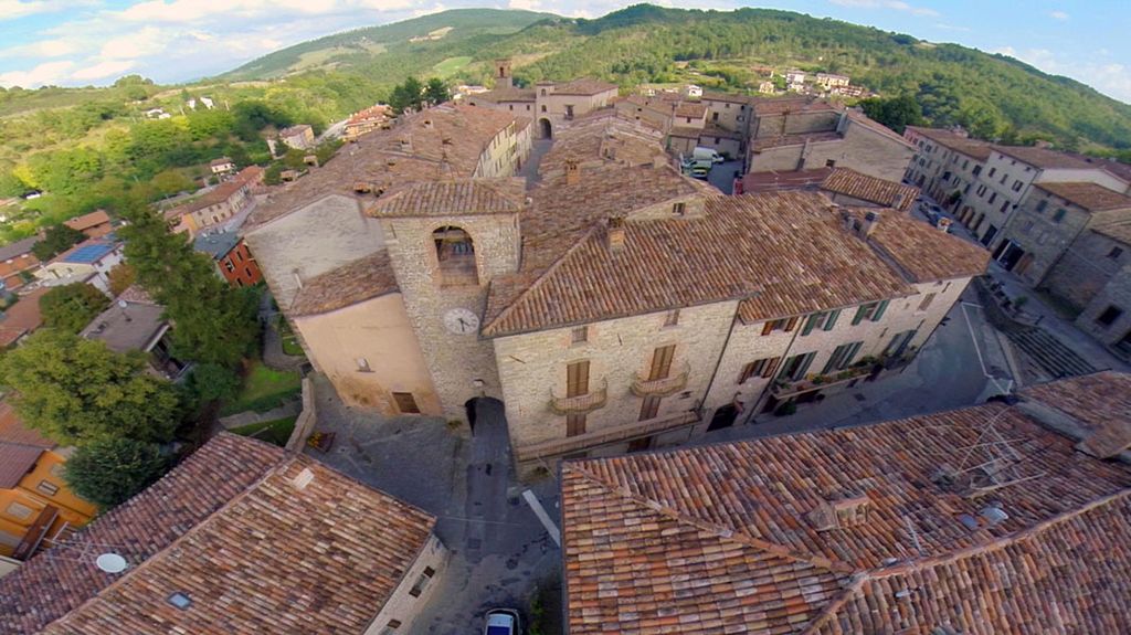 Apecchio dall'alto