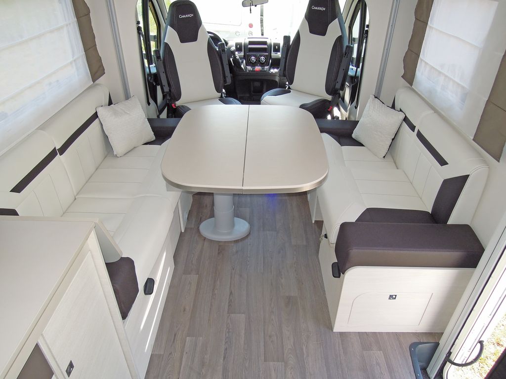 CHAUSSONEsclusivo living Smart Lounge qui su Welcome 64