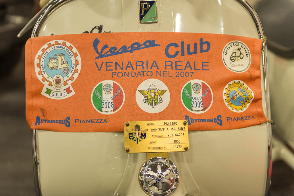 A Tutto Camper-esposizione Vespa Club Venaria Reale