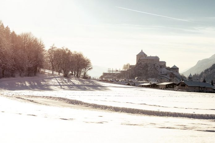 Fortezza innevata Kufstein cr. Vanmey photography