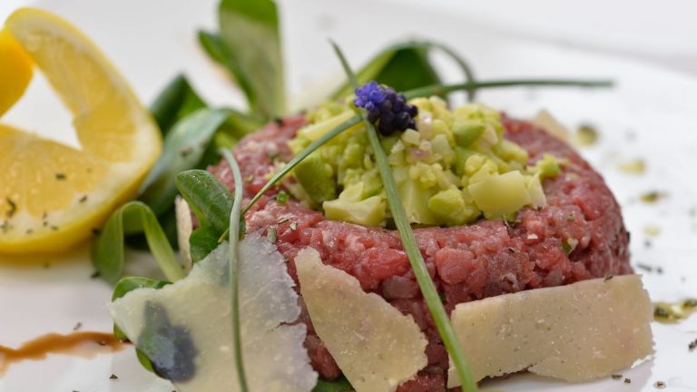 Torna Garda con Gusto: la festa della carne salada e del cibo di qualità