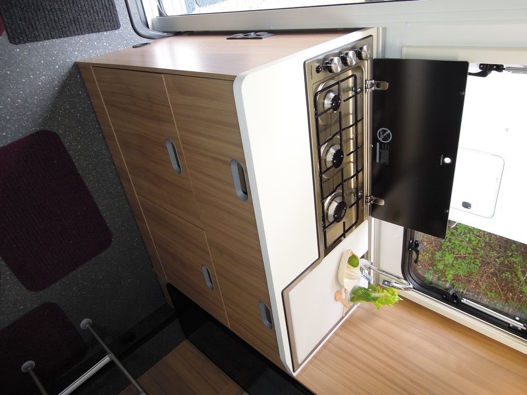 Rinnovate le cucine. Ergonomiche ed eleganti