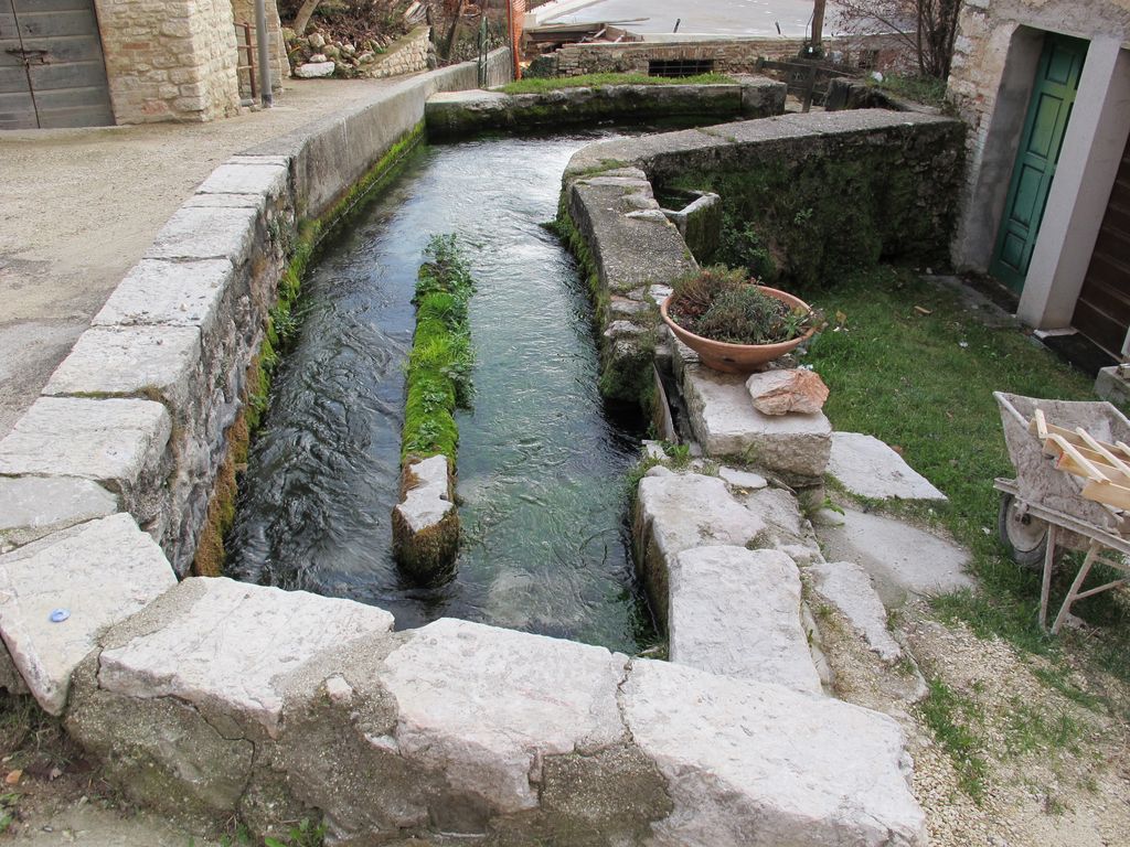 Canale a Rasiglia