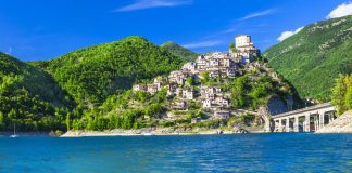 Castel di Tora