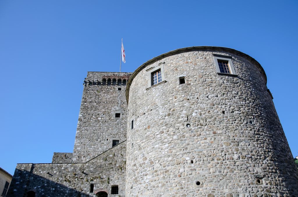 Varese Ligure, il castello