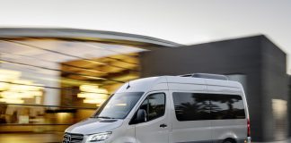Mercedes-Benz Sprinter Tourer – Exterieur, Brillantsilber Metallic