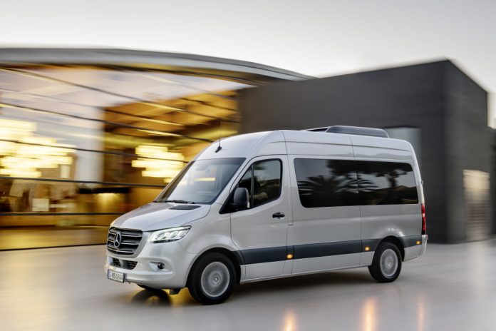 Mercedes-Benz Sprinter Tourer – Exterieur, Brillantsilber Metallic