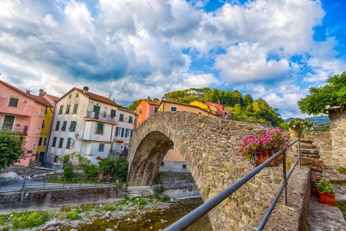 Varese Ligure il ponte romano