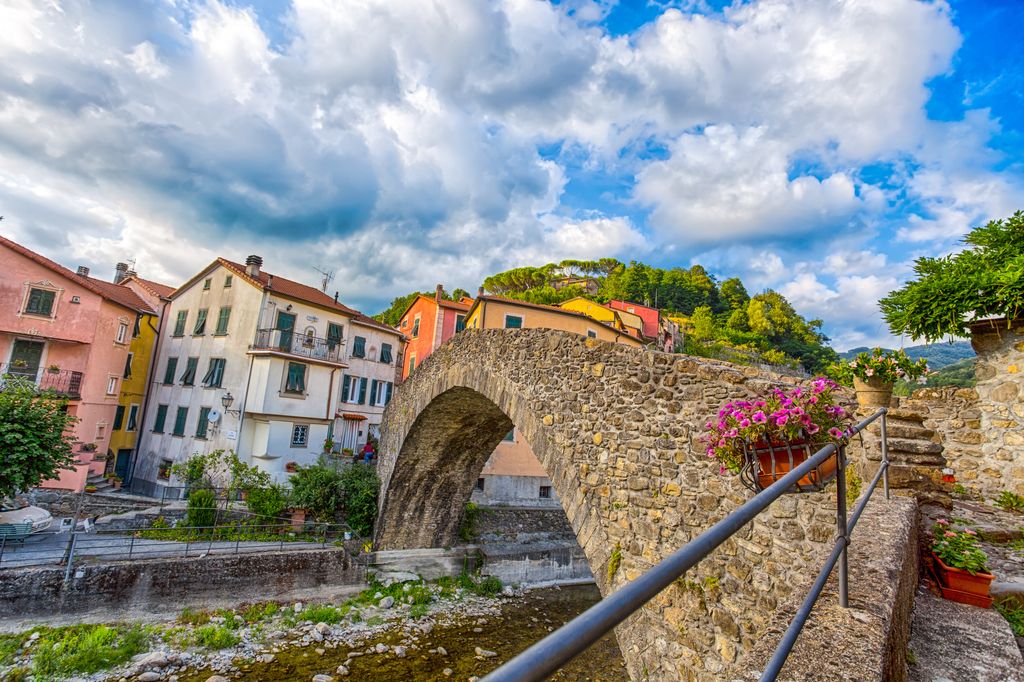 Varese Ligure il ponte romano