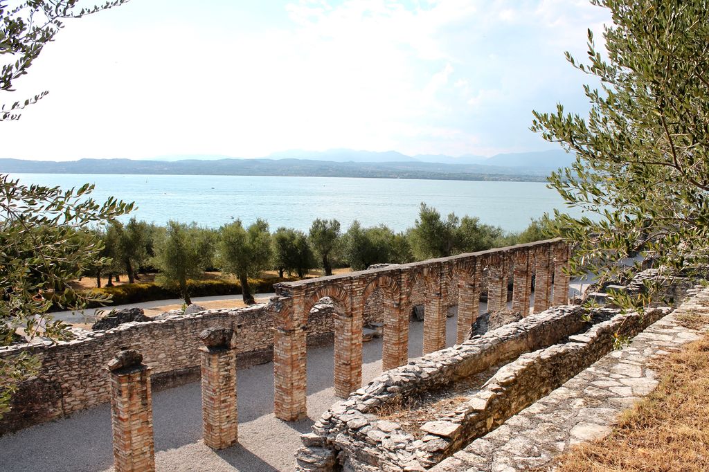LAGO DI GARDA & VENETO - SIRMIONE