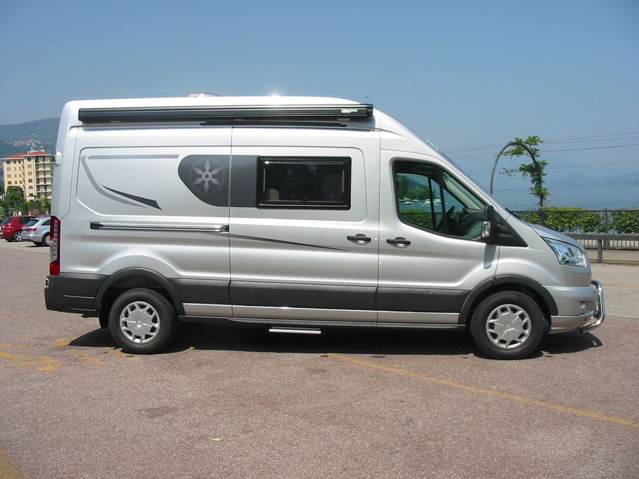 Dexter 560 AWD