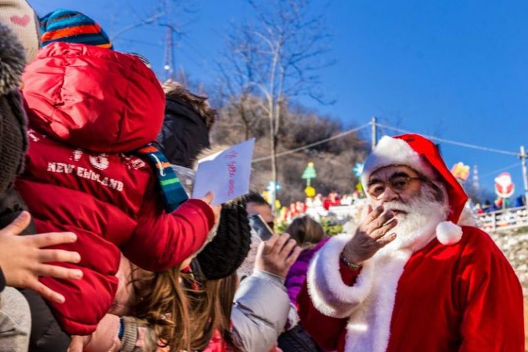 La Grotta di Babbo Natale e la Regina dei ghiacci