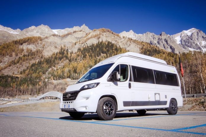 Hymer Grand Canyon esterno anteriore