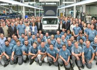 VW celebra il 100.000 camper van California “Made in Hannover” VW celebra il 100.000 California