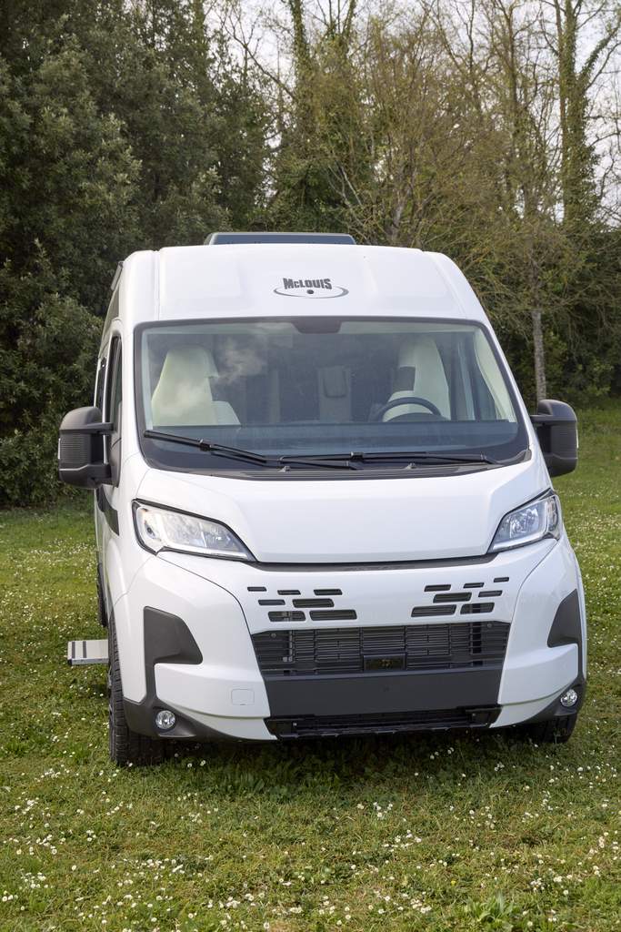 McLouis camper
