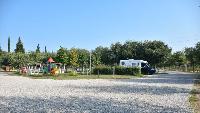 area sosta camper Borghetto