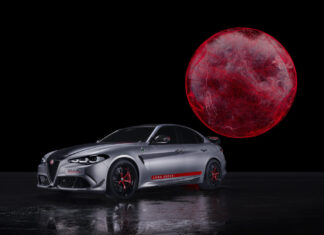 Alfa Romeo Giulia Quadrifoglio Luna Rossa