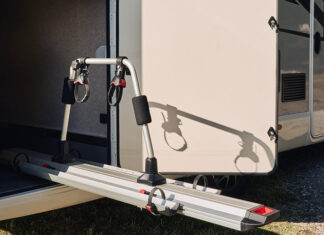 Fiamma Garage Slide Deluxe: il portabici scorrevole per il garage del camper