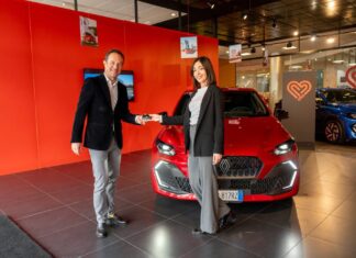 Nuova Renault Clio 10.000 ordini al lancio