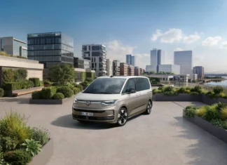 Anteprima Mondiale: Il Nuovo Volkswagen Multivan si aggiorna con un design iconico
