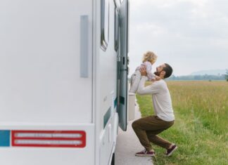 Adria Aviva 360 DK: Leggera, Compatta e Pronta per l’Avventura