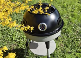 Cucinare all’aria aperta è un’altra storia: Barbecue, fornelli e la libertà di stare insieme