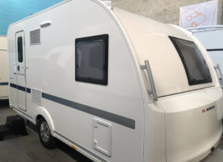 Adria Altea 402 PH 2026: la caravan compatta e moderna per 4 persone