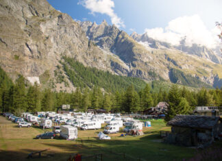 Camping Aiguille Noire, il Campeggio Ideale per Esplorare la Val Veny
