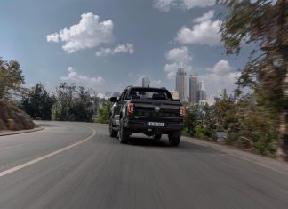 Volkswagen Amarok Dark Label: arriva la nuova versione speciale del pick-up V6 TDI