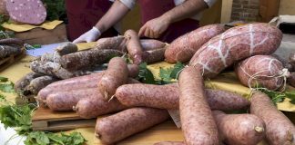 Festa del Ciauscolo IGP a Sarnano: il 5 e 6 settembre il borgo marchigiano celebra il salame spalmabile