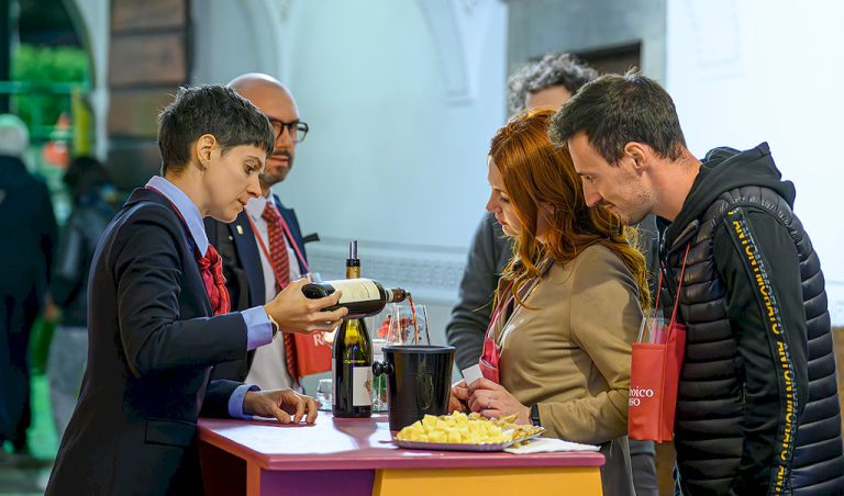 Eroico Rosso 2026 a Tirano: il festival dello Sforzato di Valtellina DOCG