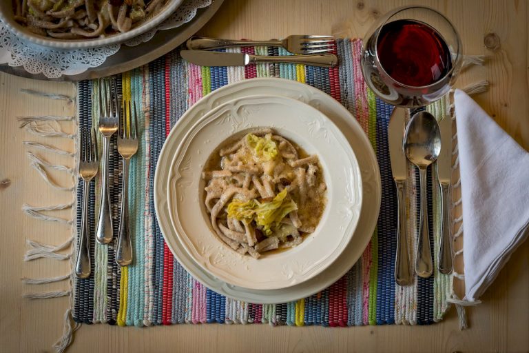 Weekend Sapori d’Autunno a Teglio 2026: pizzoccheri, funghi, cacciagione e sapori di stagione